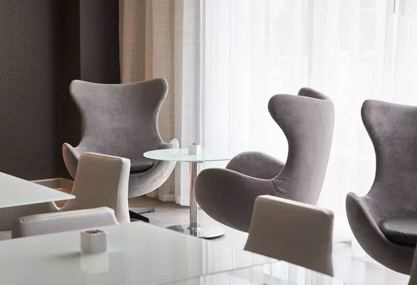 Ac Hotel By Marriott Minneapolis West End