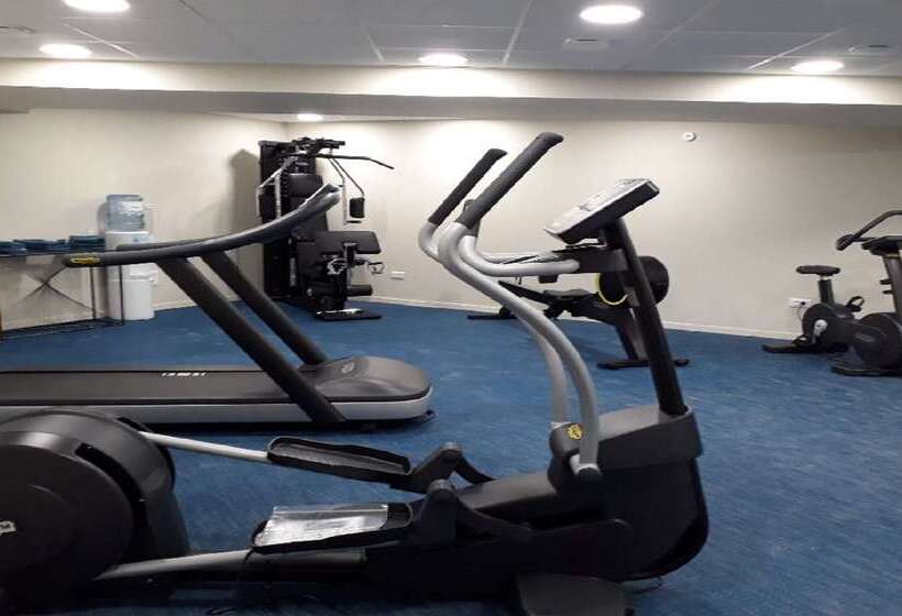 هتل Best Western Plus Hôtel Escapade Senlis