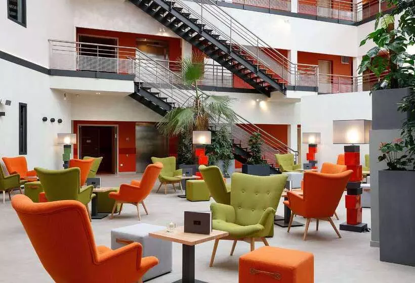 ホテル Best Western Plus Hôtel Escapade Senlis