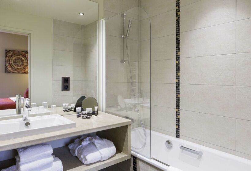 هتل Best Western Plus Hôtel Escapade Senlis