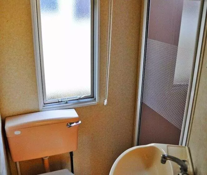 ホテル 3 Bedroom Chalets Camping Leï Suves   Joycasa