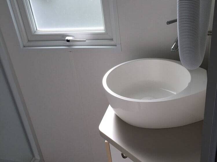 酒店 3 Bedroom Chalets Camping Leï Suves   Joycasa