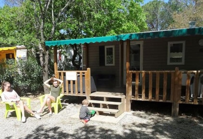 酒店 3 Bedroom Chalets Camping Leï Suves   Joycasa