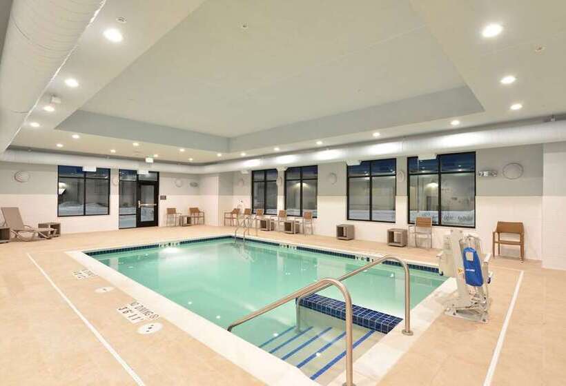 酒店 Hampton Inn & Suites Menomonie Uw Stout