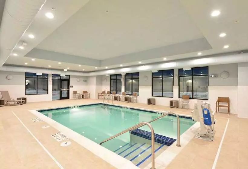 ホテル Hampton Inn & Suites Menomonie Uw Stout