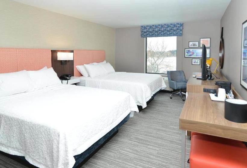 酒店 Hampton Inn & Suites Menomonie Uw Stout