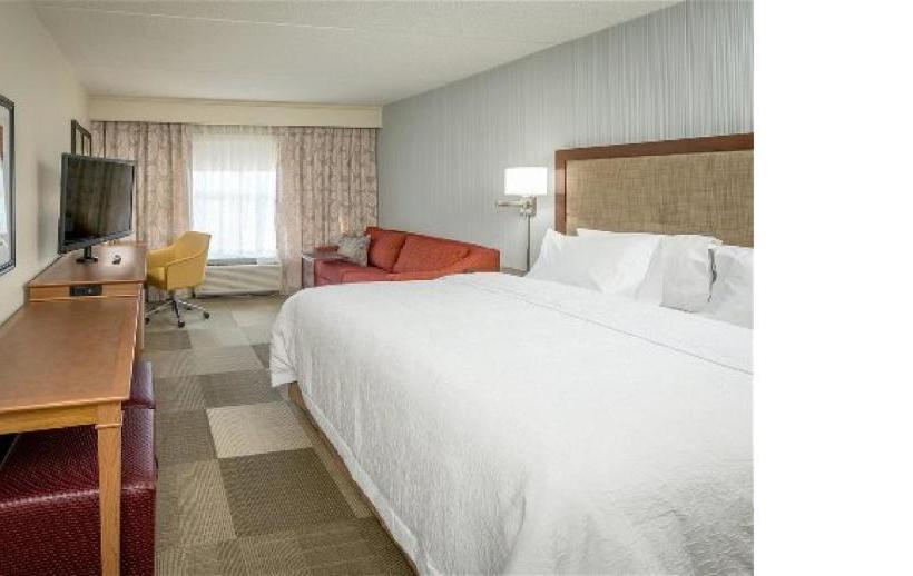 酒店 Hampton Inn & Suites Menomonie Uw Stout