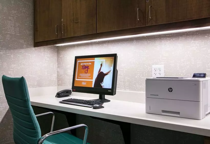 ホテル Hampton Inn Wichita Northwest