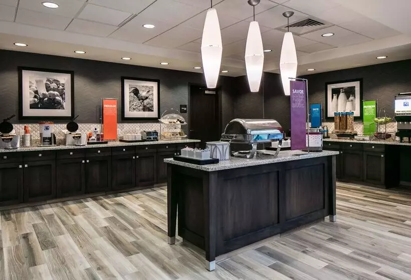 ホテル Hampton Inn Wichita Northwest