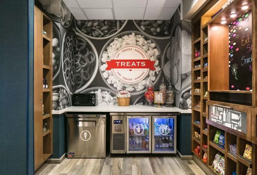 ホテル Hampton Inn Wichita Northwest