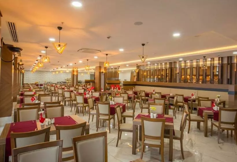 هتل Side Aquamarin Resort & Spa