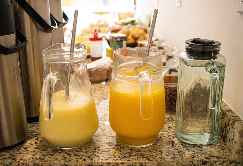 호텔 Vila Do Morro Pousada