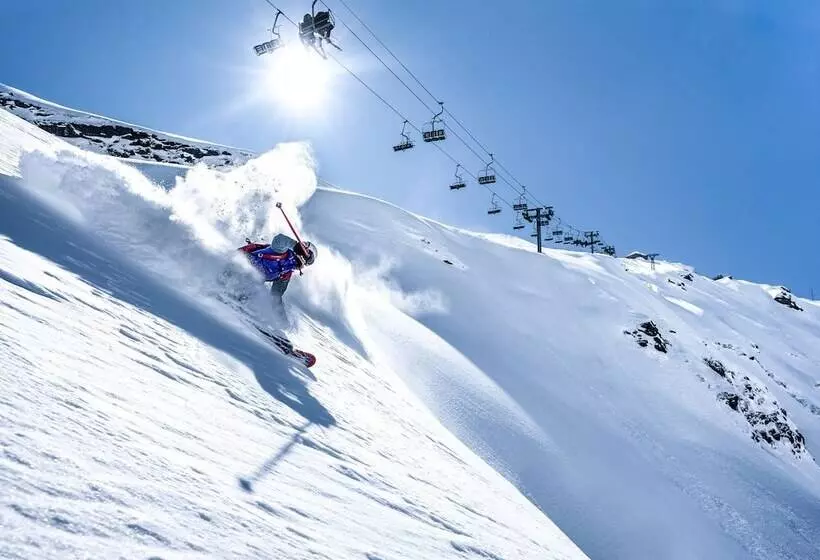 ホテル Ily Hôtels & Spa La Rosière