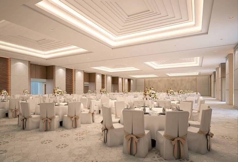 Novotel Muscat Airport