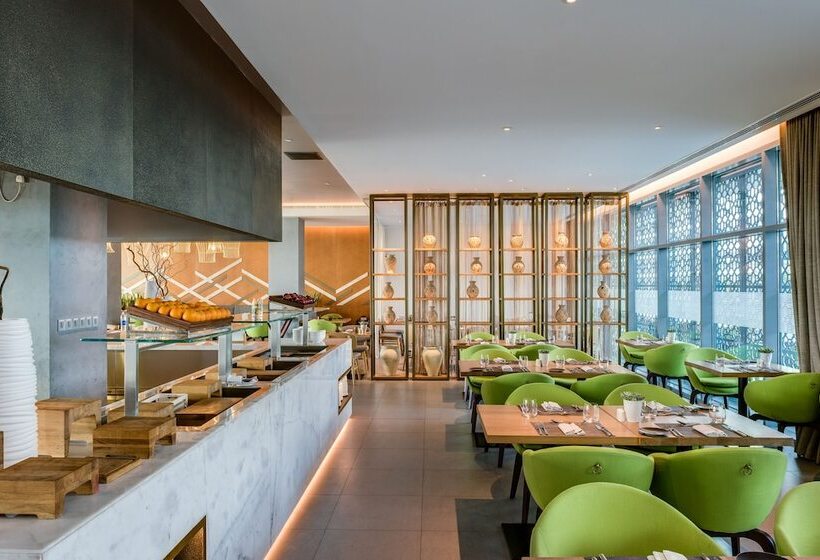 Novotel Muscat Airport