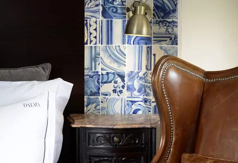 Dalma Old Town   Castelo