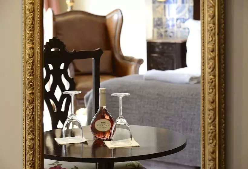 Dalma Old Town   Castelo