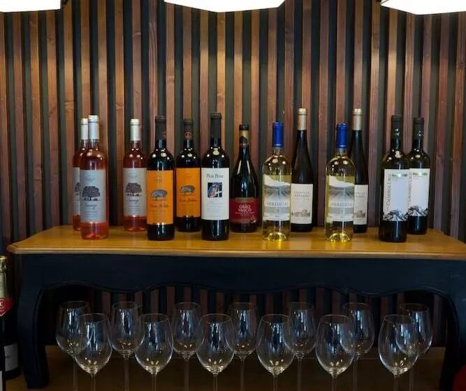 Dalma Old Town   Castelo