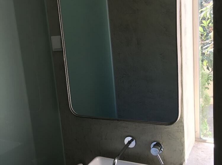 Dalma Old Town   Castelo