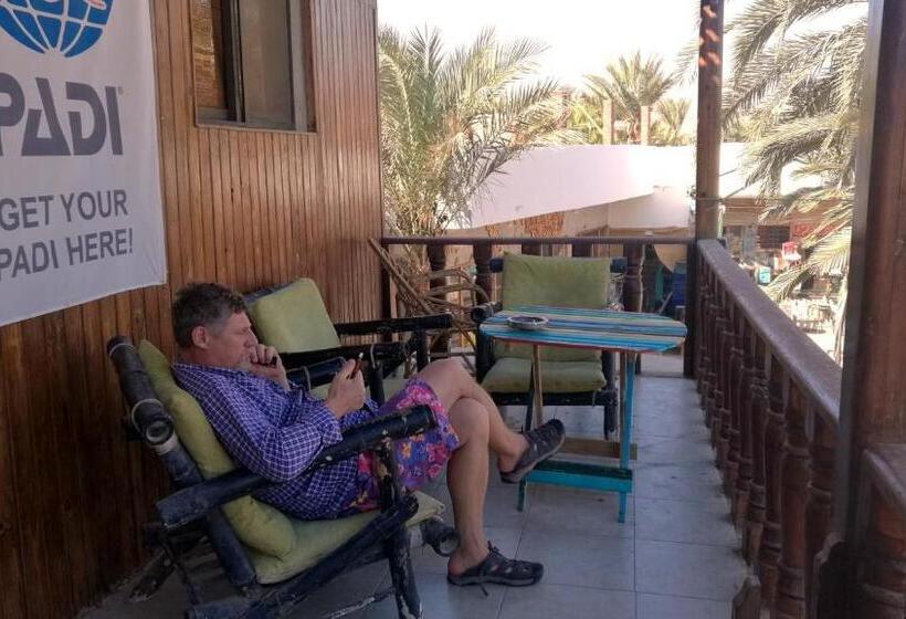 Deep Blue Divers Hostel Dahab