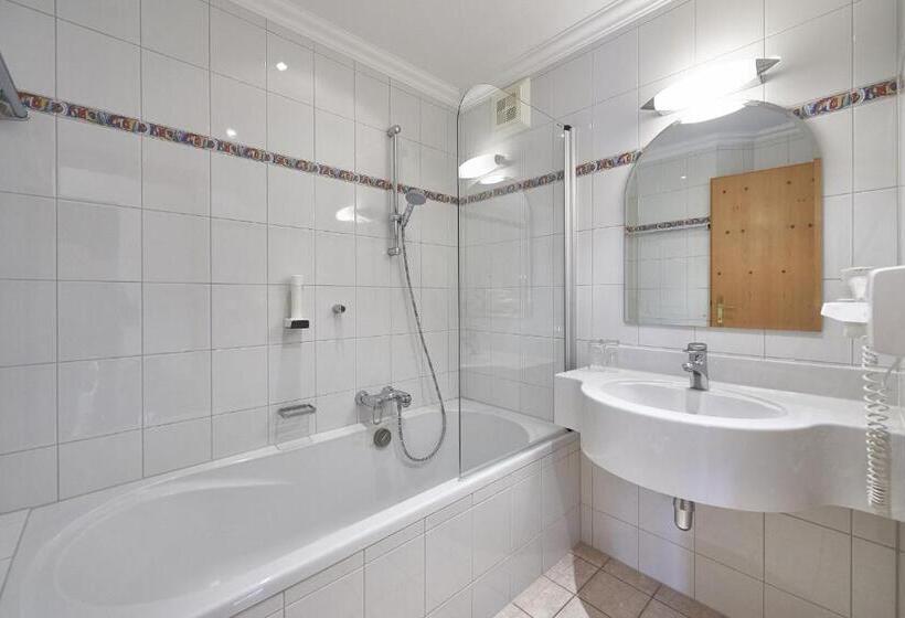 هتل Alpenoase Sonnhof