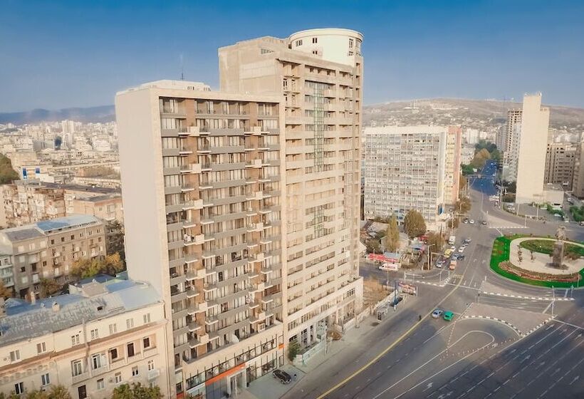 هتل Ameri Plaza Tbilisi