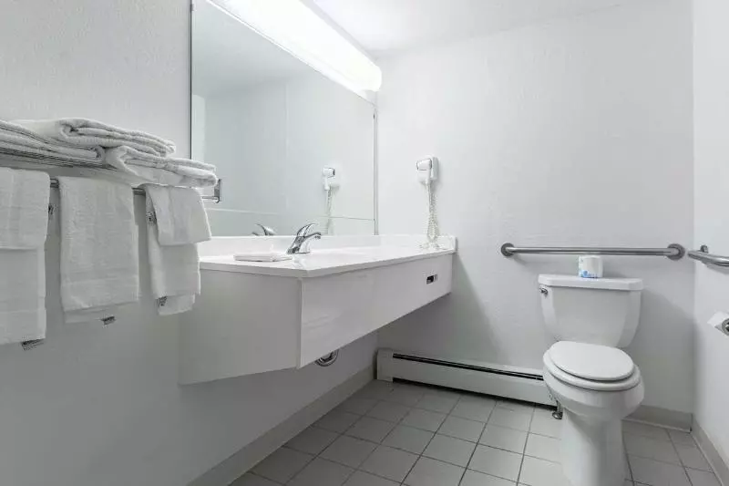 Hotelli AmeriVu Inn and Suites New Hampton