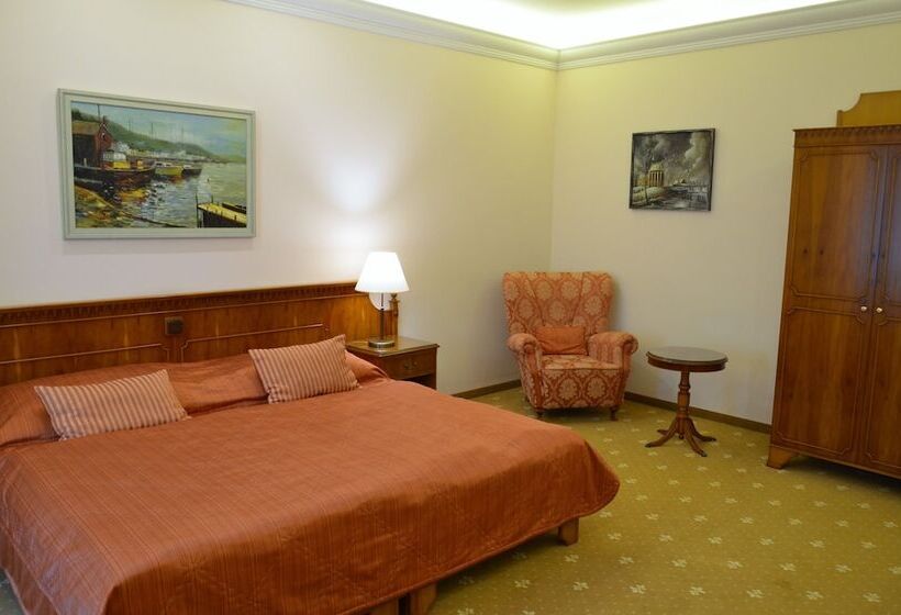 فندق Bristol Kralovska Vila