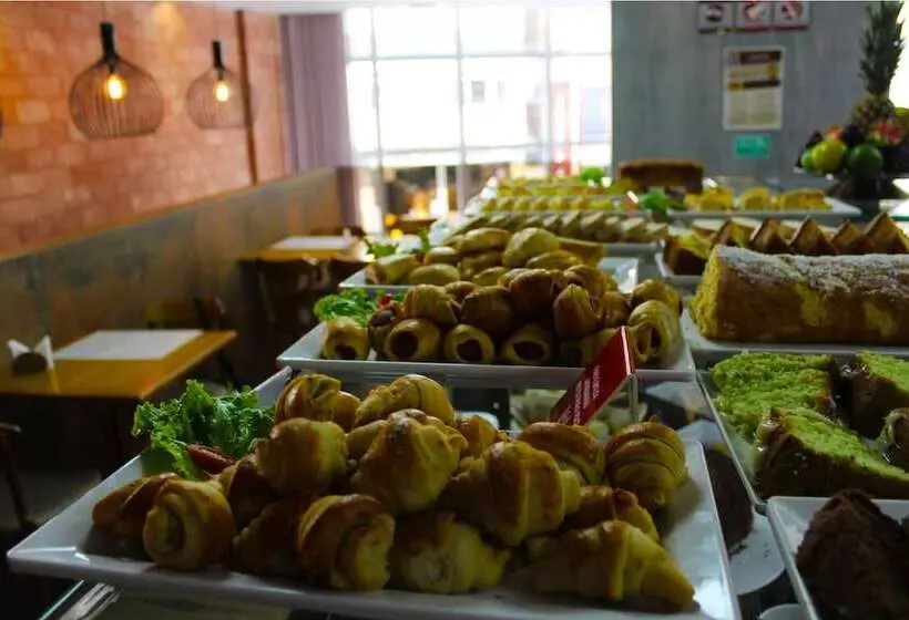 Hotelli Bristol Viçosa