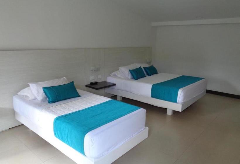 هتل Campestre Los Lagos