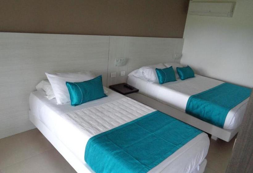 هتل Campestre Los Lagos