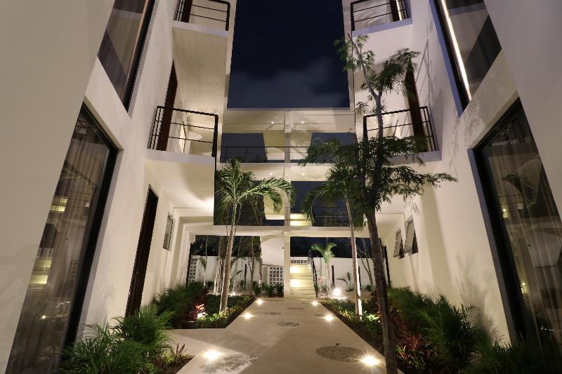 Szálloda Central Park 103 H