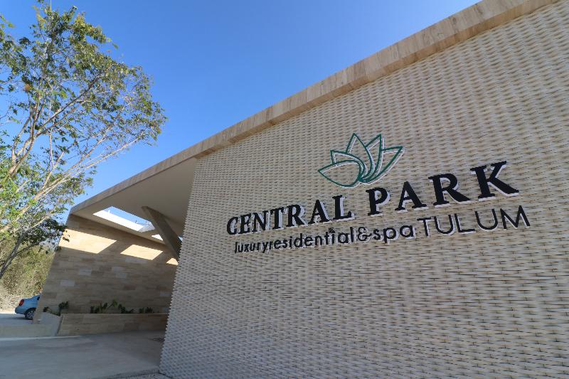 Szálloda Central Park 103 H