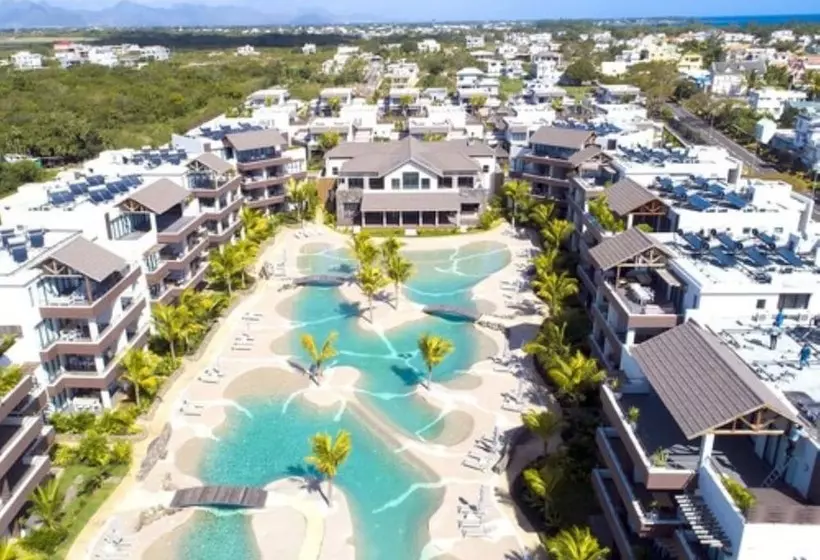 هتل Choisy Les Bains