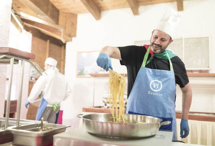 هتل Th Gioiosa Mare   Capo Calavà Village