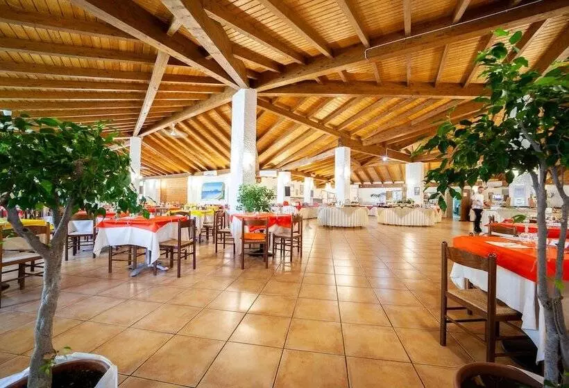 Hotelli Th Gioiosa Mare   Capo Calavà Village