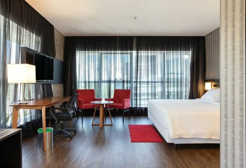 ホテル Hilton Garden Inn Itajai Praia Brava