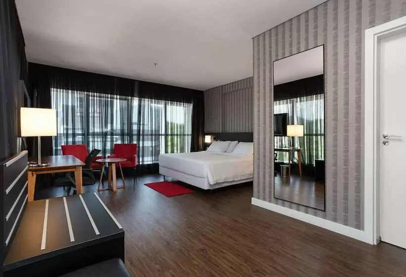 Hotelli Hilton Garden Inn Itajai Praia Brava