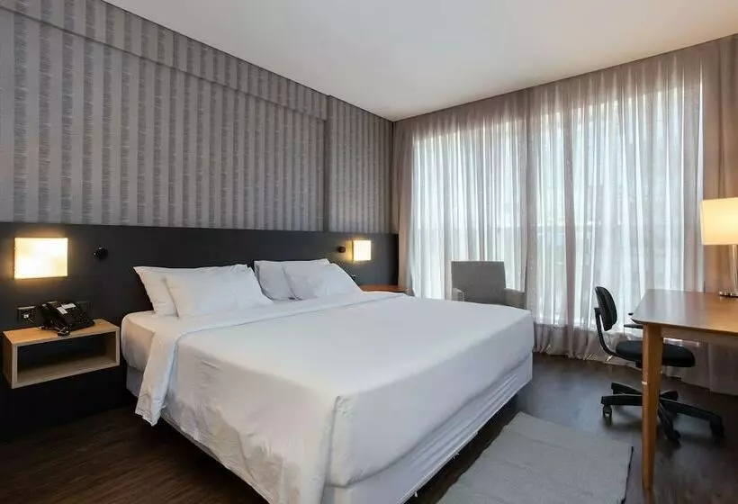 Hotelli Hilton Garden Inn Itajai Praia Brava