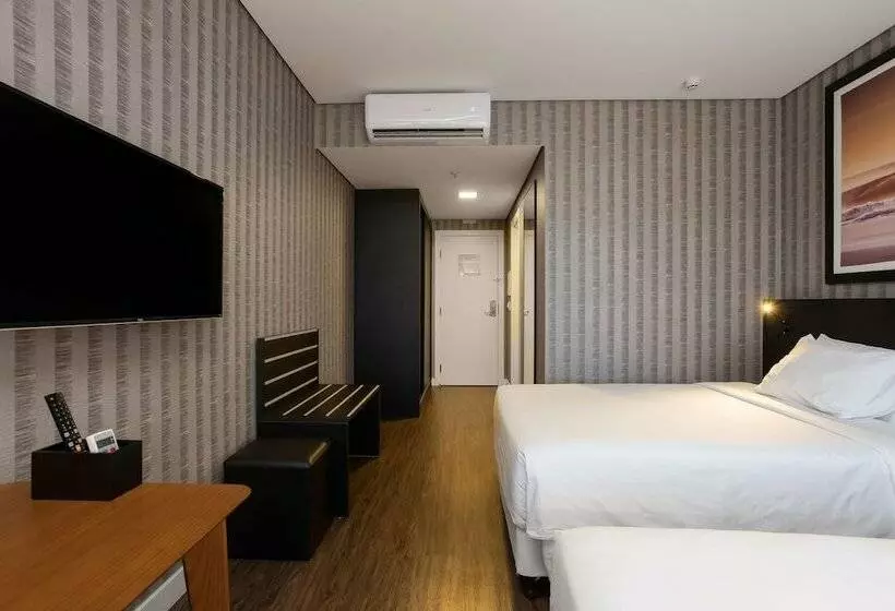 Hotelli Hilton Garden Inn Itajai Praia Brava