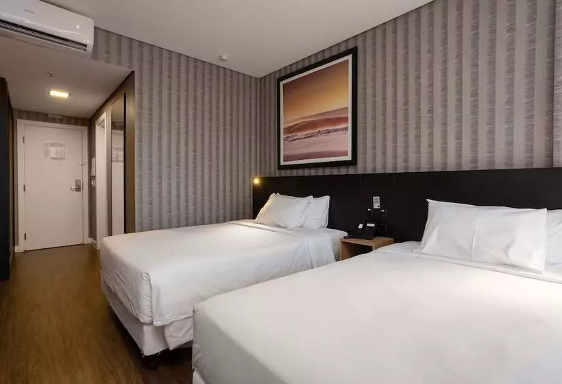 Hotelli Hilton Garden Inn Itajai Praia Brava