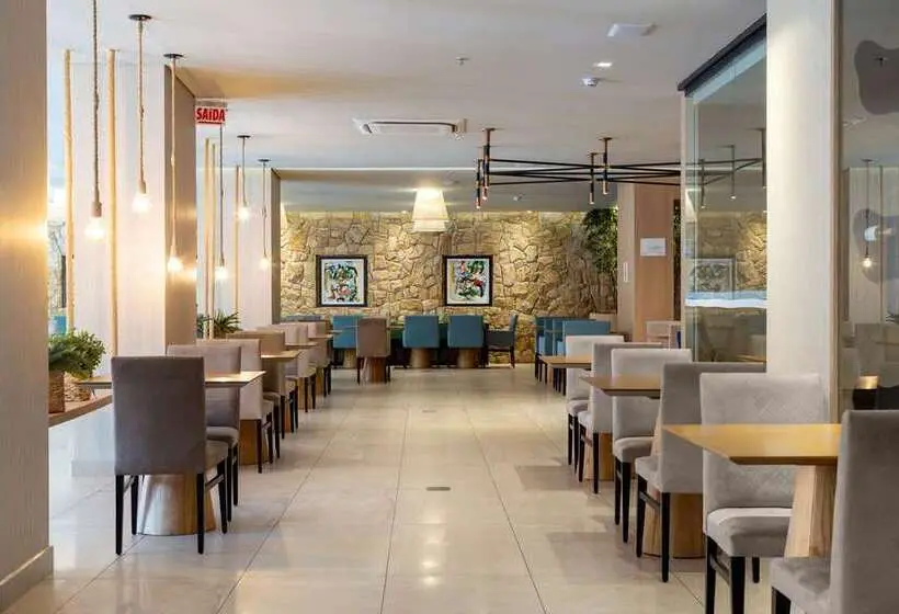 ホテル Hilton Garden Inn Itajai Praia Brava
