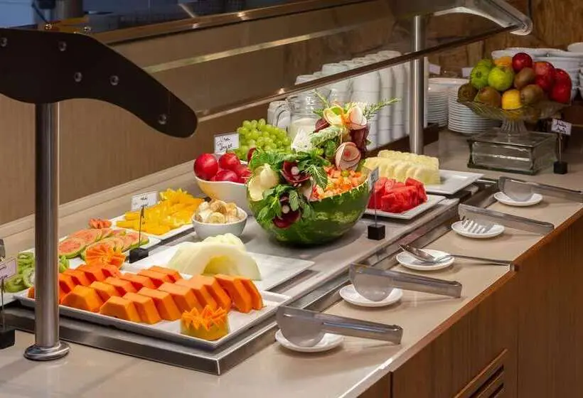 ホテル Hilton Garden Inn Itajai Praia Brava
