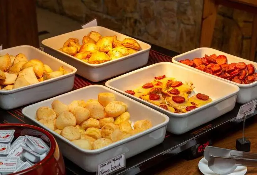 ホテル Hilton Garden Inn Itajai Praia Brava