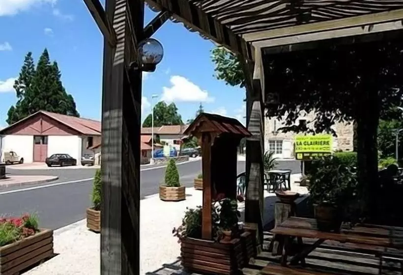 Hotelli Hôtel La Clairière