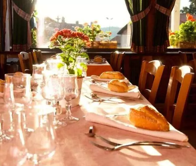 Hotelli Hôtel La Clairière