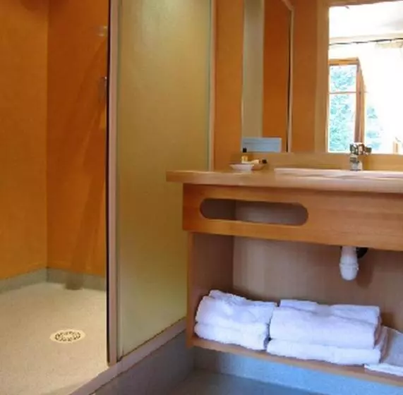 Hotelli Hôtel La Clairière