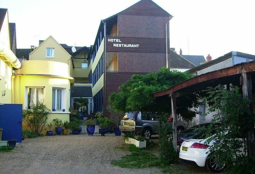 בית מלון כפרי Hôtel Le Plat D Etain