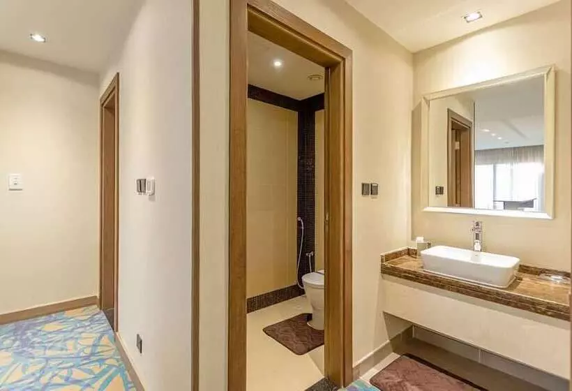 Mena Plaza Hotel Albarsha At The Mall