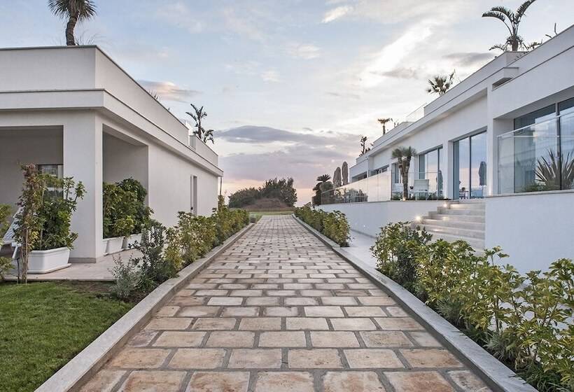 فندق Modica Beach Resort